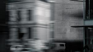 Harmaasävyinen kuvituskuva.