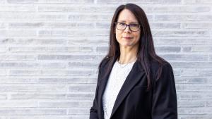 Henkilökuva Mirkka Kreusista.